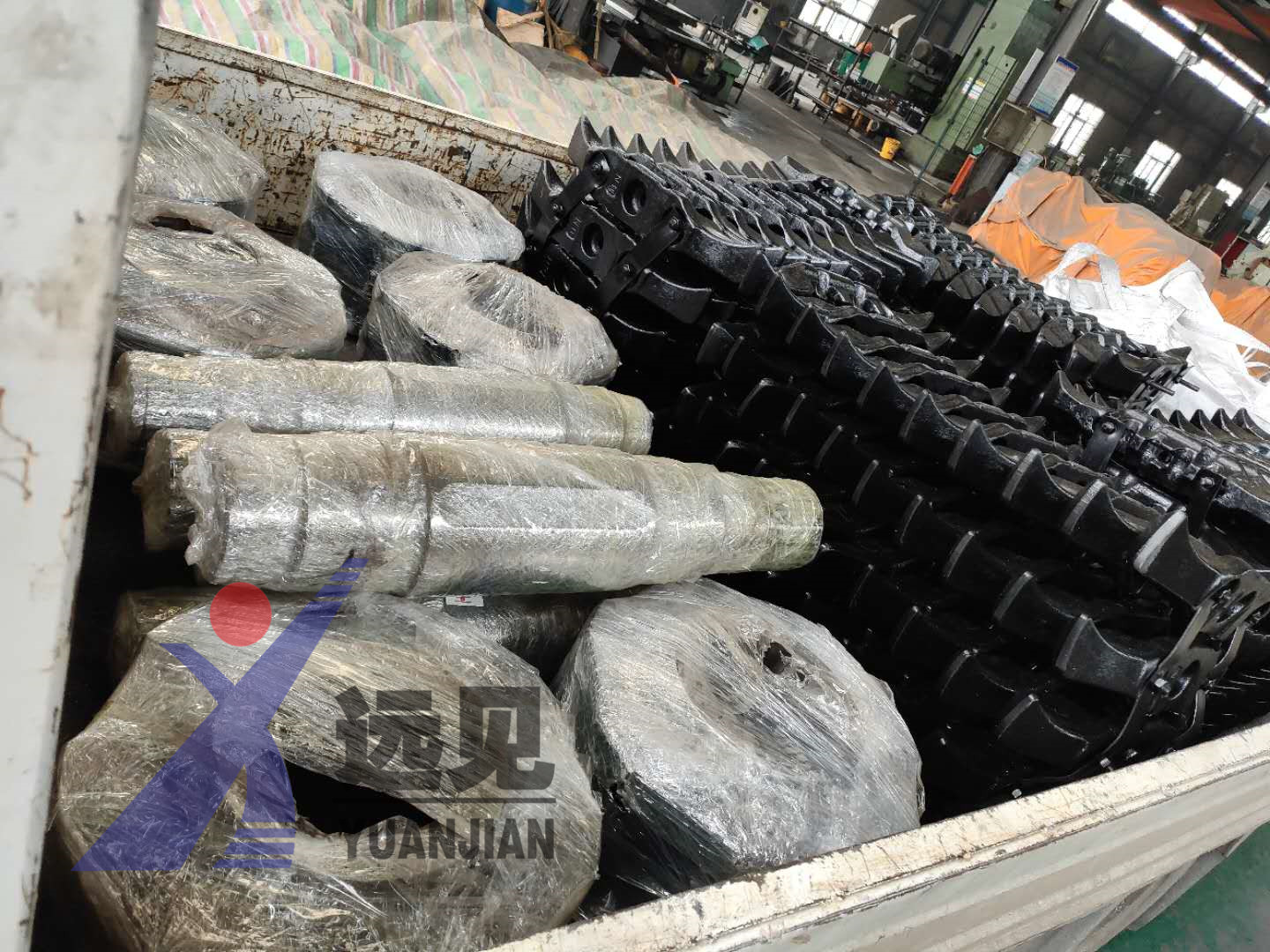 客戶(hù)訂購(gòu)的一批鏈輪組件、刮板發(fā)貨